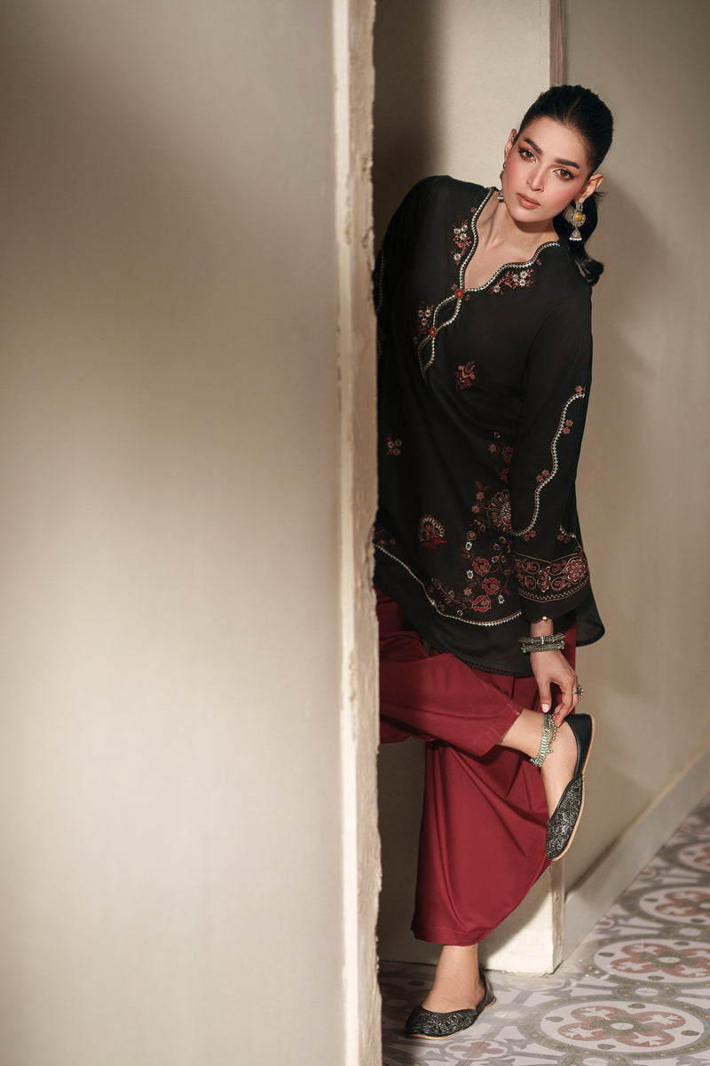 Embroidered Suit (E4430/103/901)