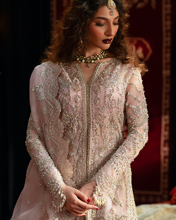 ZEVK – Nur Jahan Begum Style