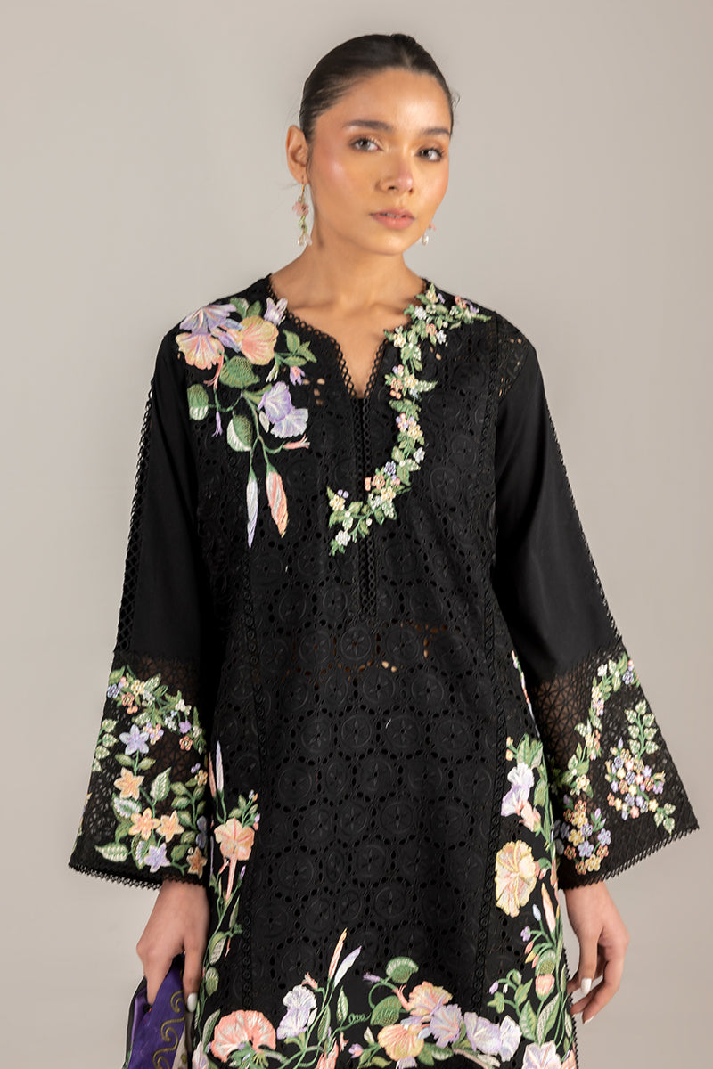 https://cdn.shopify.com/s/files/1/0539/7318/8776/files/MUNSS250216-6_5d82fbdb-e10b-42ad-b7d7-d223b77cab79.jpg?v=1754655626