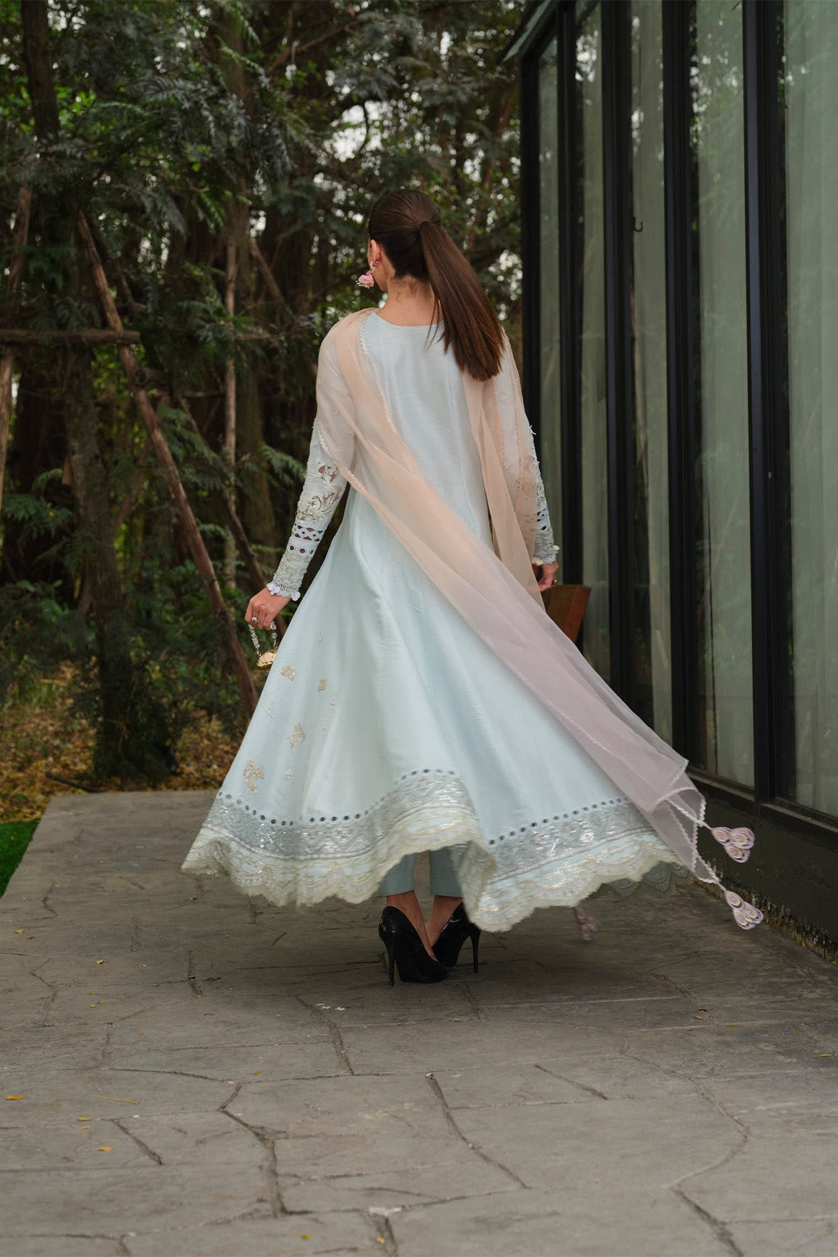 https://cdn.shopify.com/s/files/1/0523/4327/5696/files/MYSIEbyTAHIRA_0264.jpg?v=1770030754