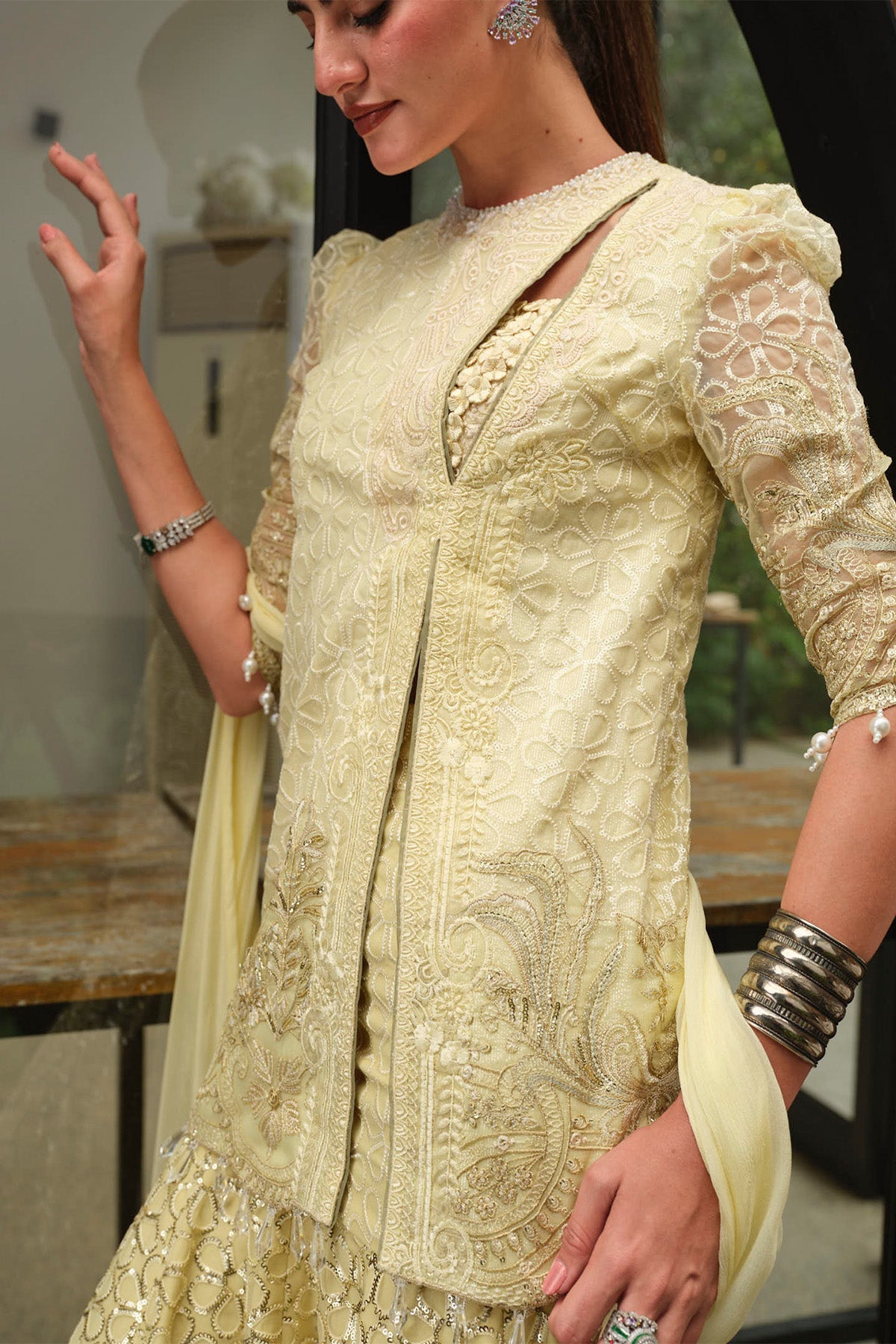 Mysie by Tahira