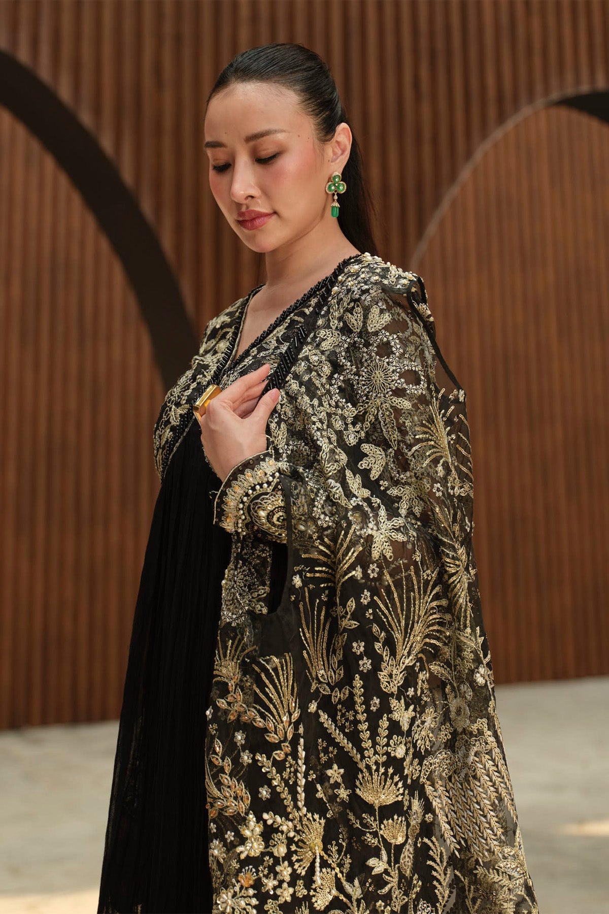 https://cdn.shopify.com/s/files/1/0523/4327/5696/files/MYSIEbyTAHIRA_1353.jpg?v=1770042249