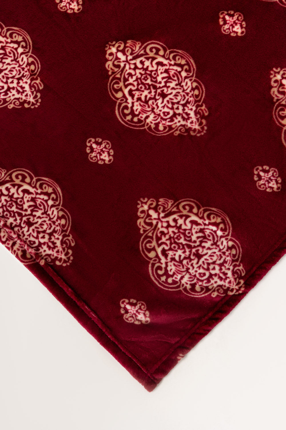 Mahogany Single Ply Fleece Throw
