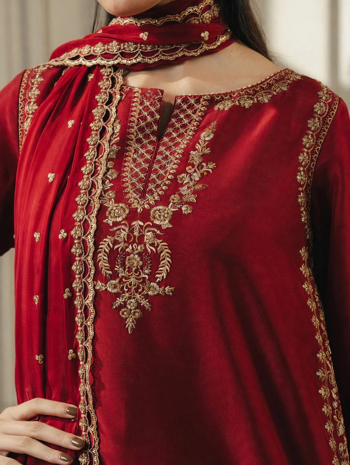 Mahroon Mehar Maroon 3 Piece Lawn Suit | MAHARANI Official