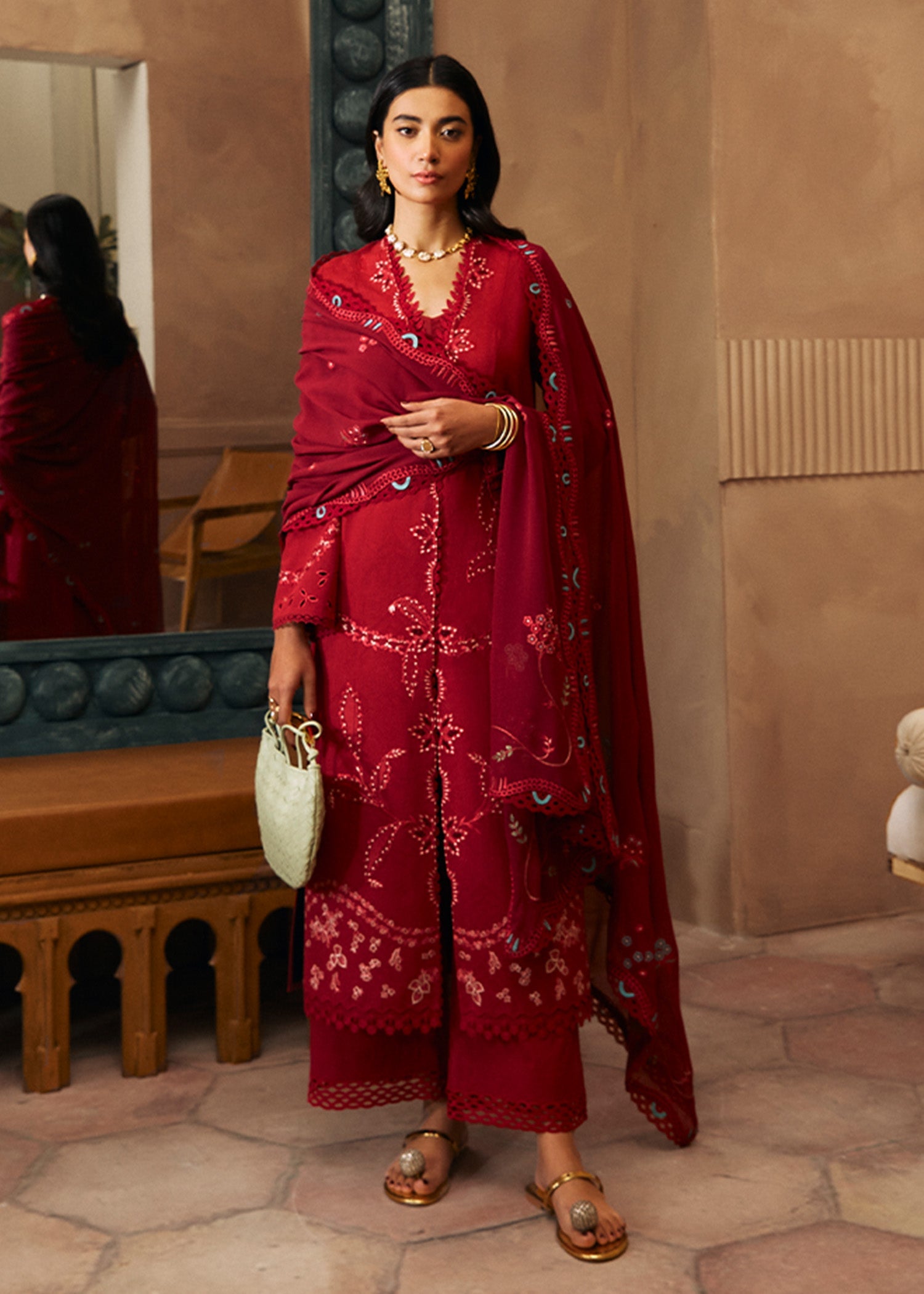 https://cdn.shopify.com/s/files/1/1146/5868/files/Maroon03.jpg?v=1715952340