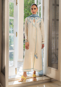Maya Off White