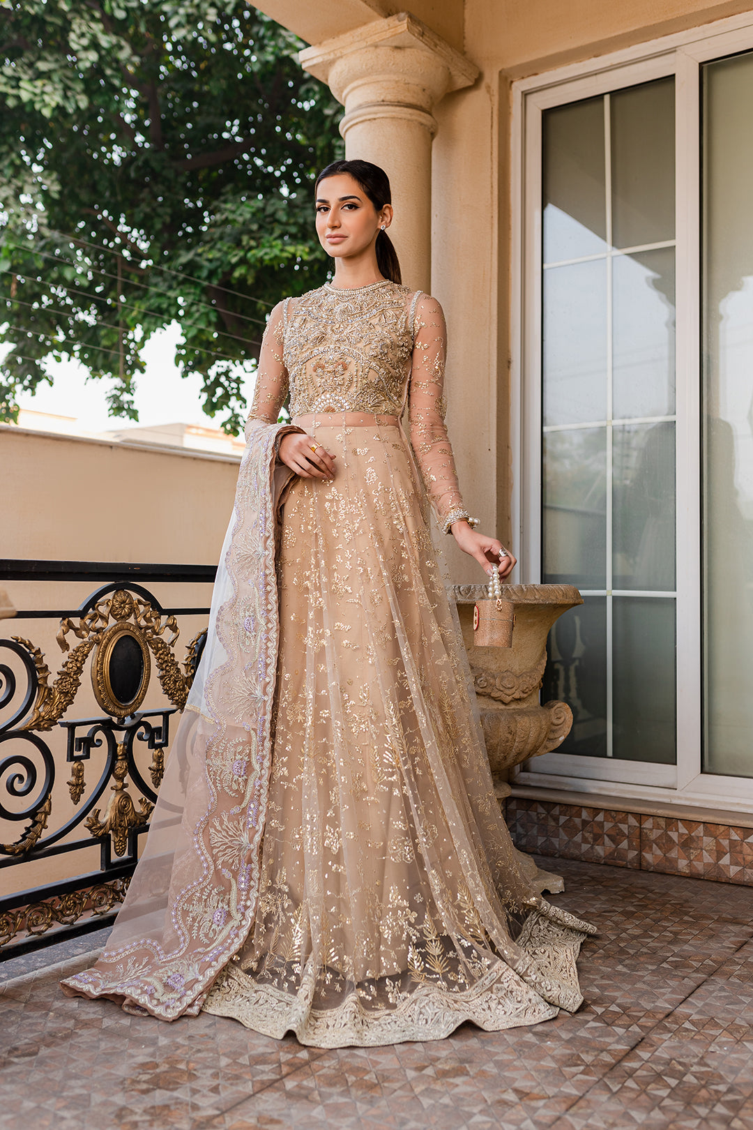 https://cdn.shopify.com/s/files/1/0523/4327/5696/products/Megan-1.jpg?v=1755960731