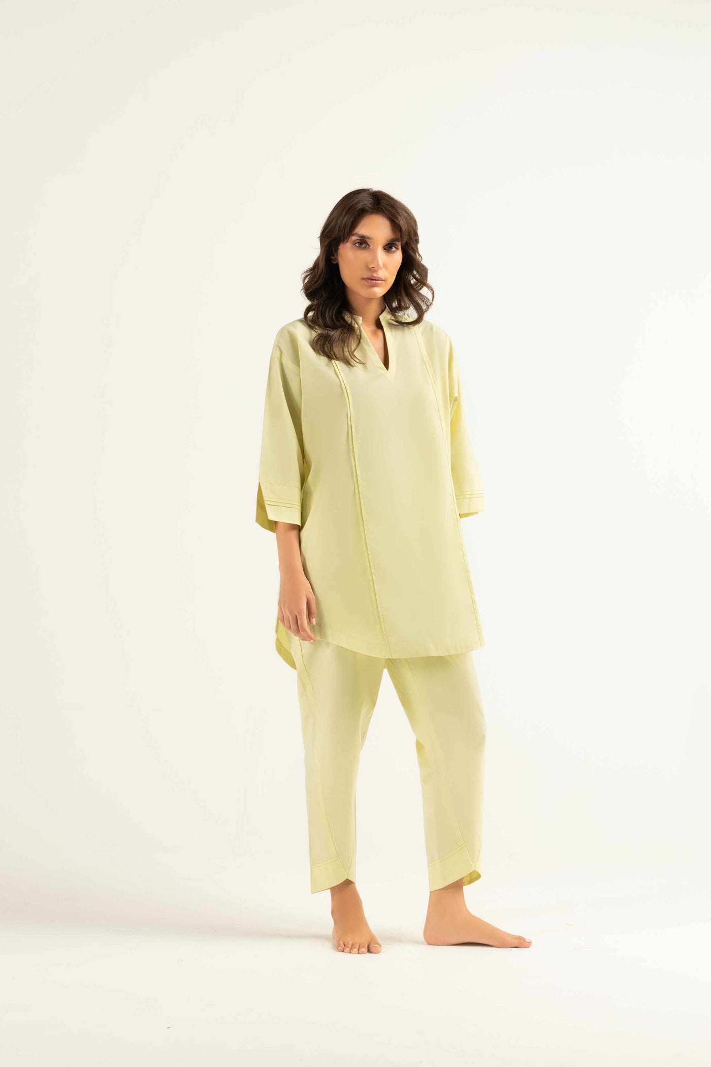 https://cdn.shopify.com/s/files/1/0663/9616/0233/files/Mellow_1.jpg?v=1759473869