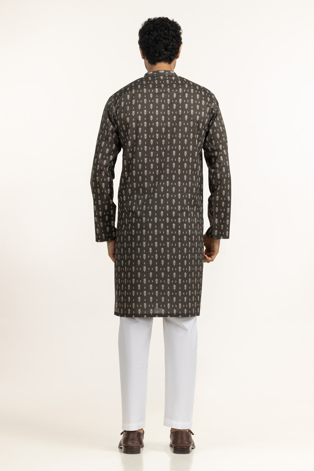 https://cdn.shopify.com/s/files/1/0706/3253/8159/files/Men-Kurta-Color-Green-100_-Cotton-Regular-Fit-KR-STY25-001-Back.jpg?v=1770463330