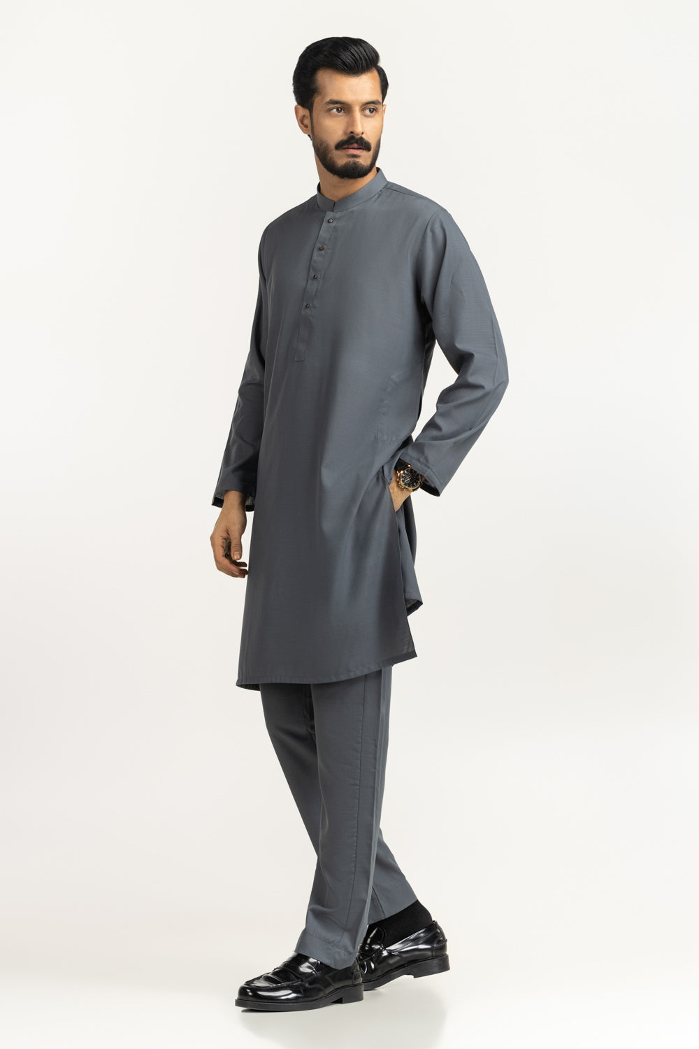Regular Fit Styling Suits