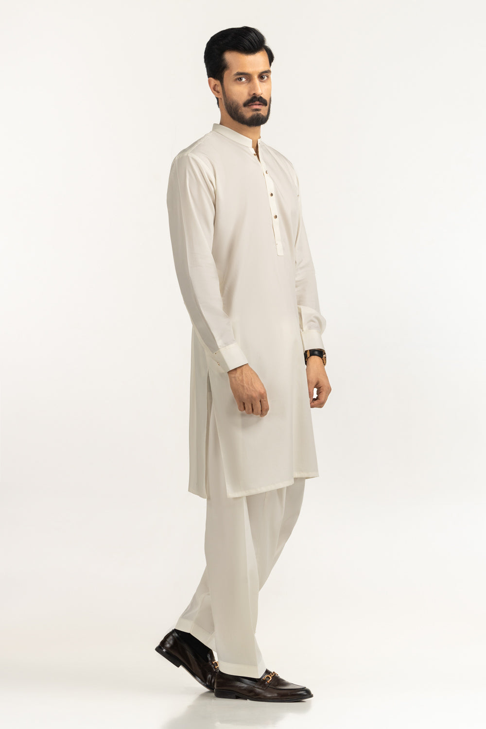 Regular Fit Styling Suits
