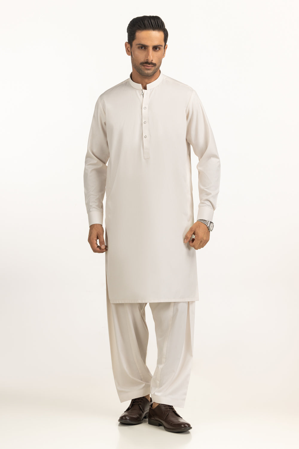 Regular Fit Styling Suits