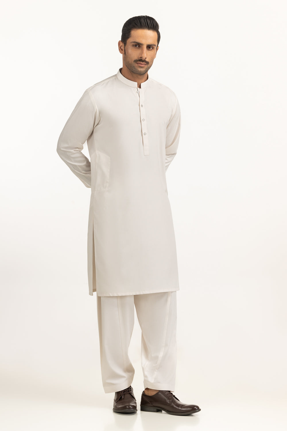 Regular Fit Styling Suits