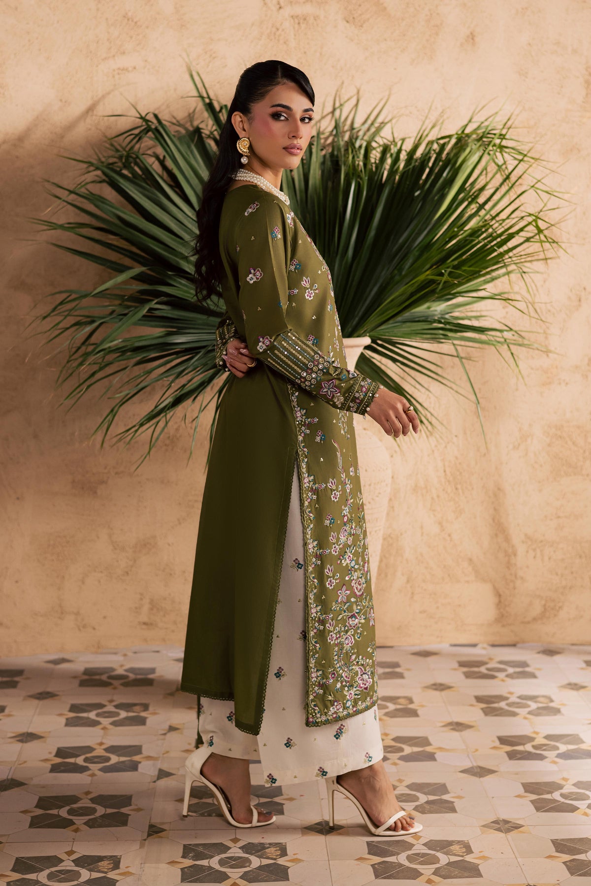 Meshal 3Pc - Embroidered Festive Pret