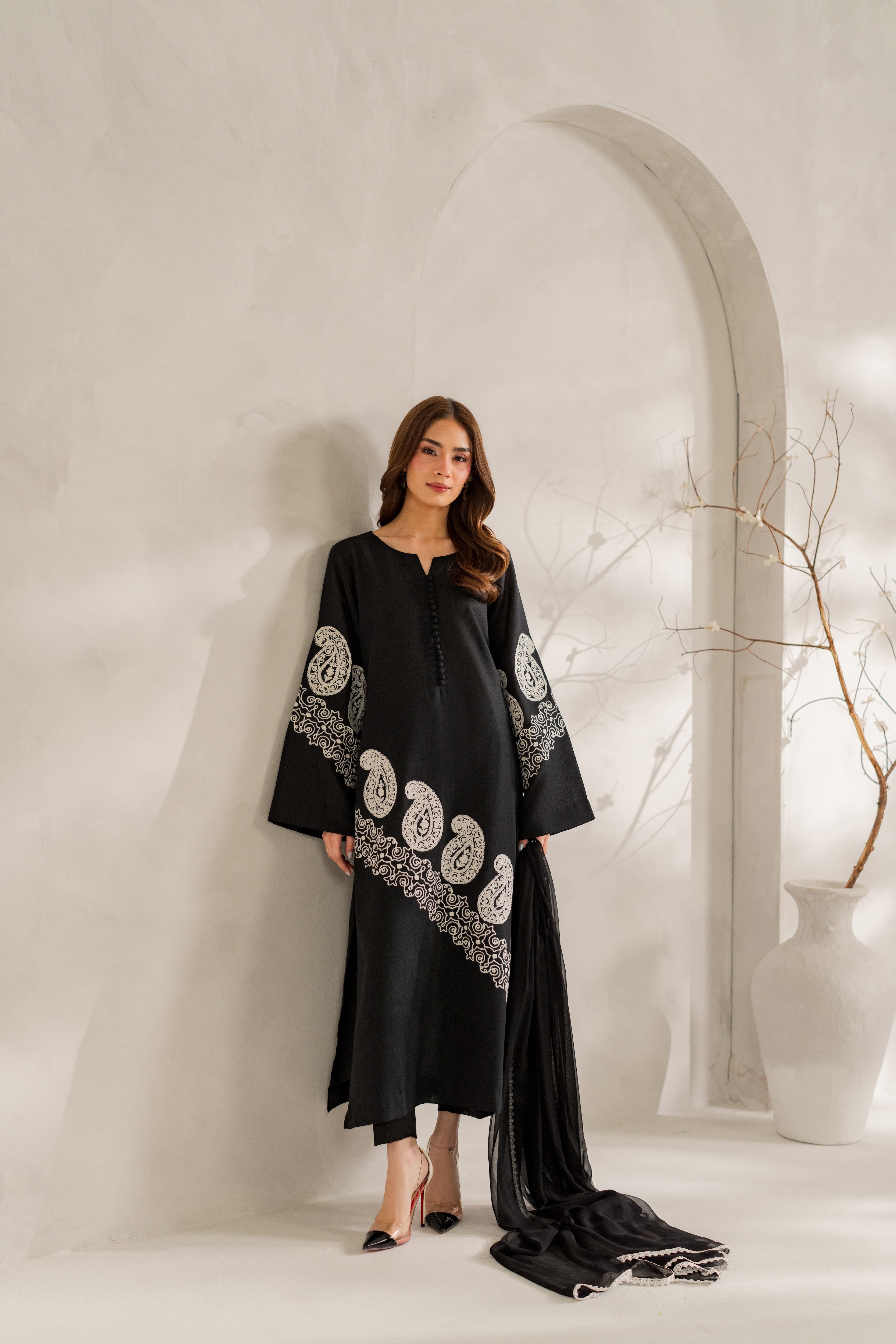Ayna | Ready to Ship