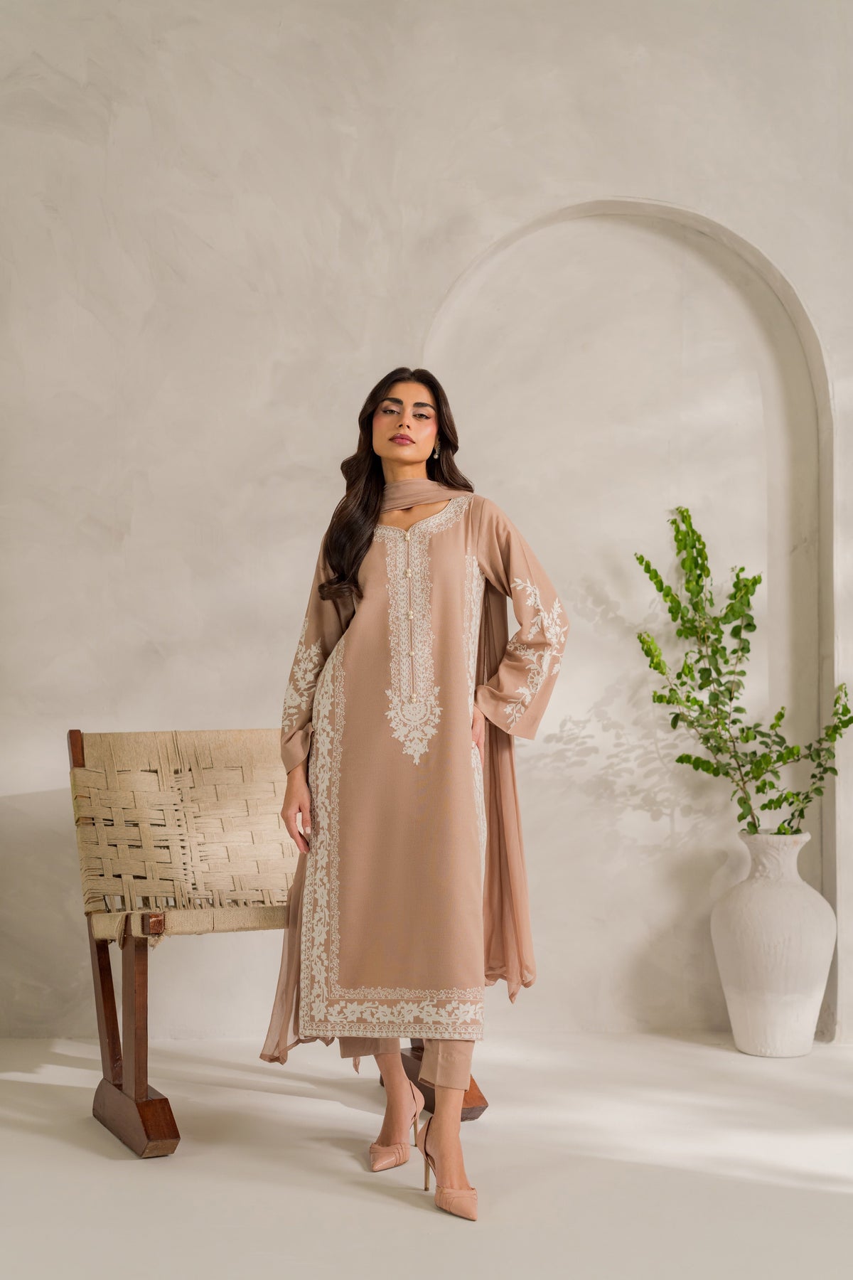 Anoosh | Ready to Ship