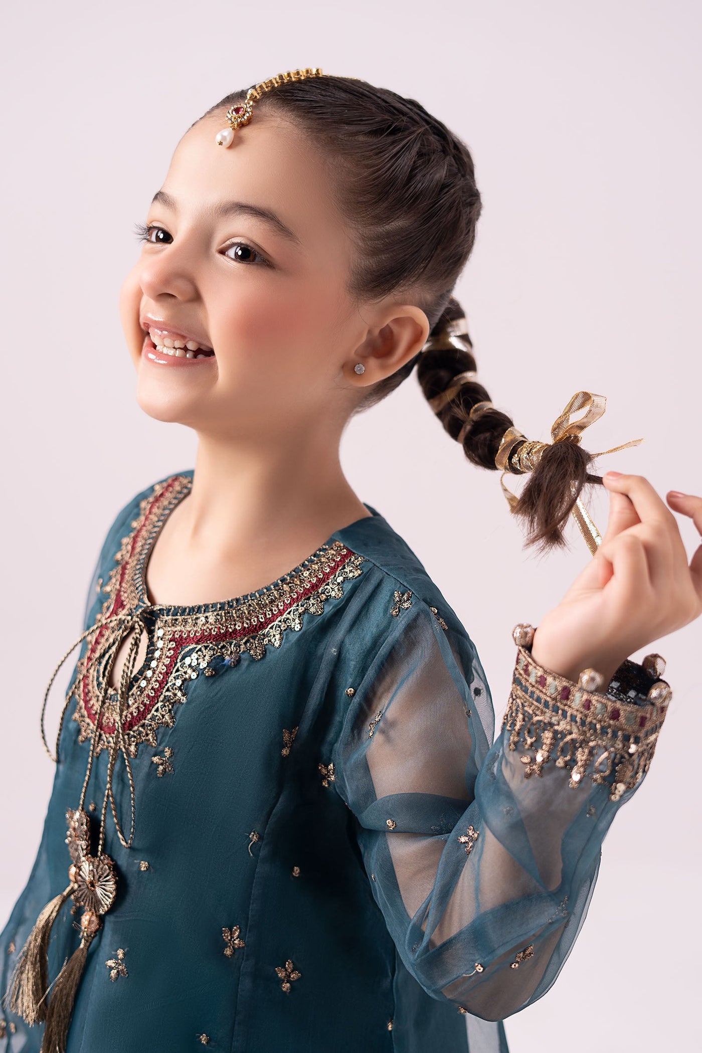 https://cdn.shopify.com/s/files/1/0620/8788/9062/files/MksEF2416R1TealCloseup_G.jpg?v=1764835168