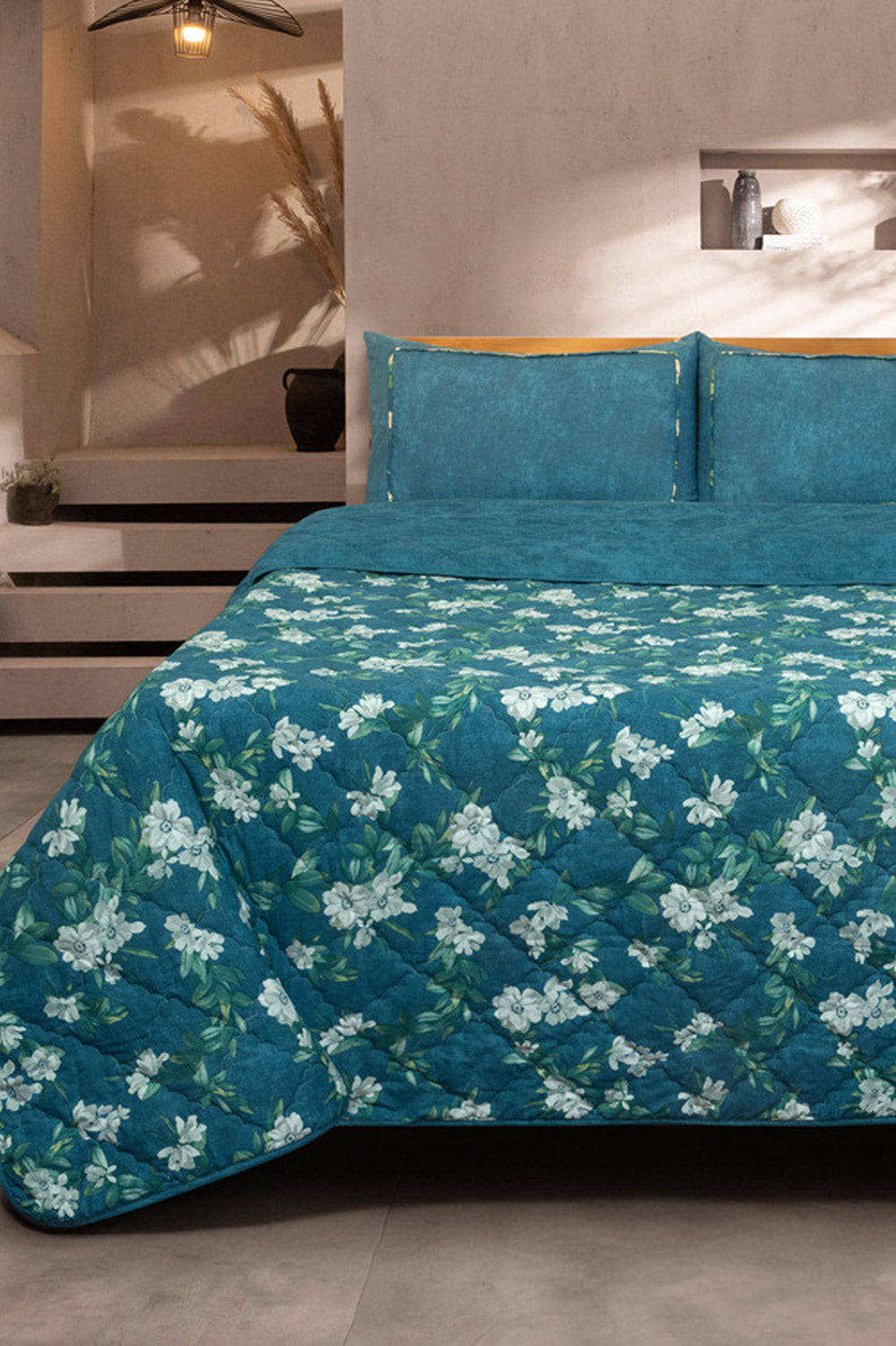 https://cdn.shopify.com/s/files/1/0706/3253/8159/files/MorningBloomThrow001.jpg?v=1772697363