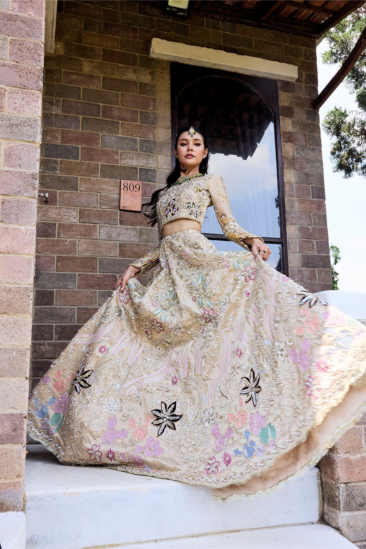 https://cdn.shopify.com/s/files/1/0523/4327/5696/files/MysiebyTahira3440.jpg?v=1776070020