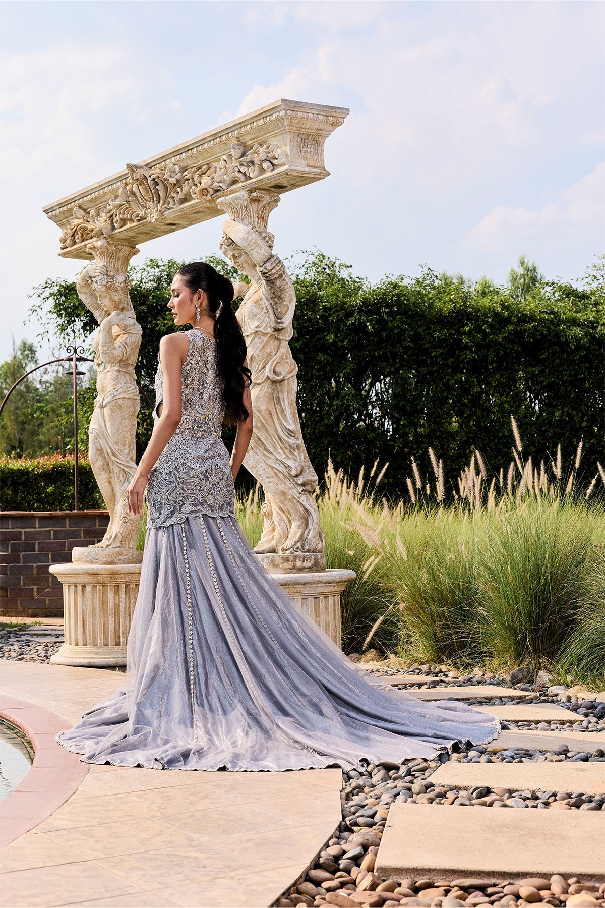 https://cdn.shopify.com/s/files/1/0523/4327/5696/files/MysiebyTahira4009.jpg?v=1776071258