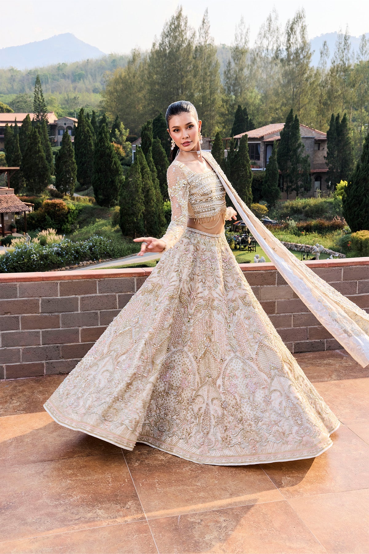 https://cdn.shopify.com/s/files/1/0523/4327/5696/files/MysiebyTahira4093.jpg?v=1776071904