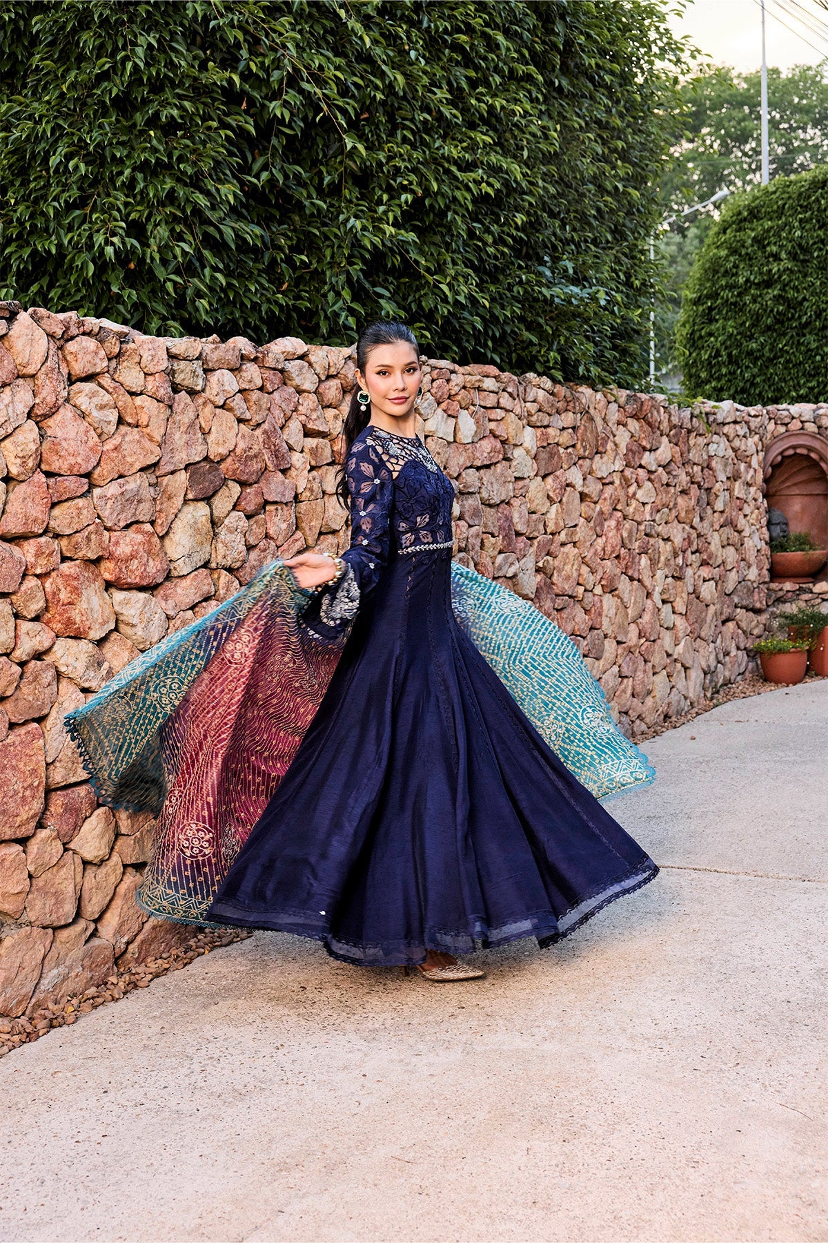 https://cdn.shopify.com/s/files/1/0523/4327/5696/files/MysiebyTahira4354.jpg?v=1778067296