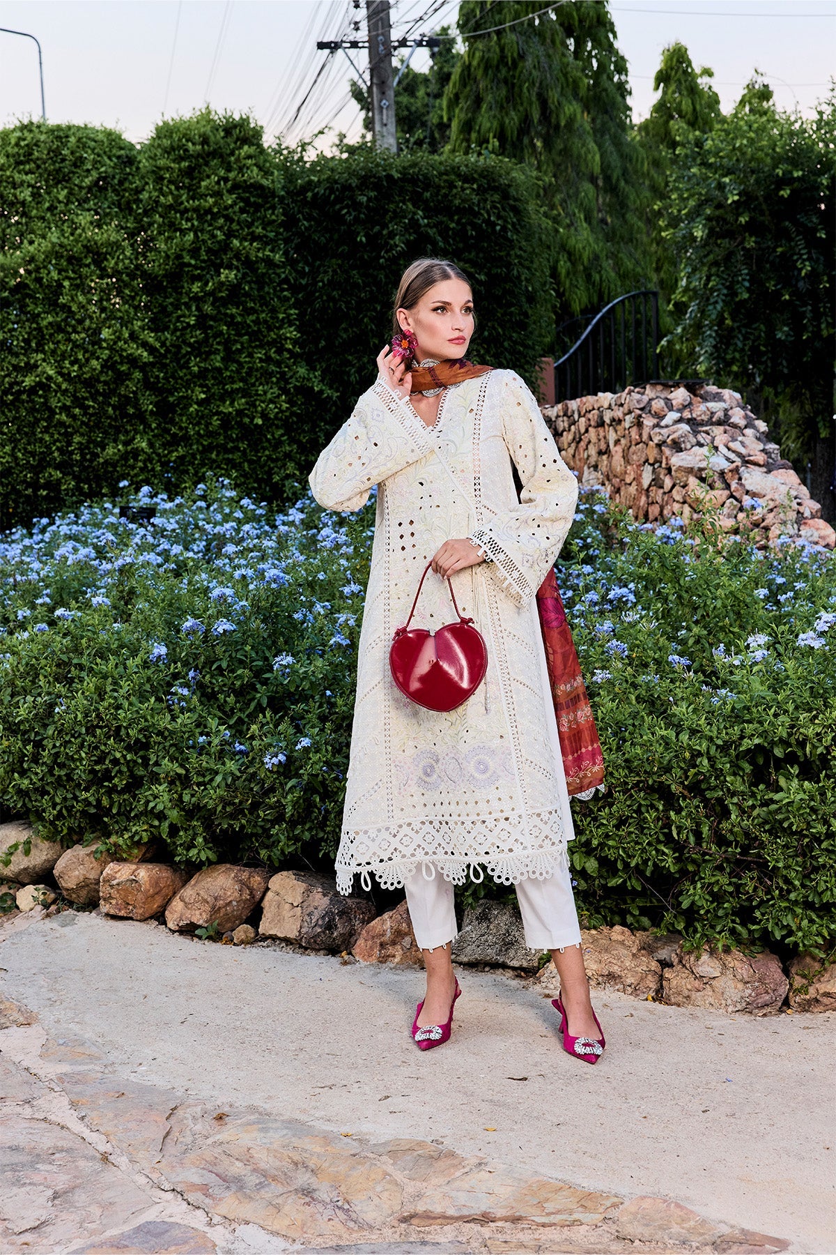 https://cdn.shopify.com/s/files/1/0523/4327/5696/files/MysiebyTahira4367.jpg?v=1777371673