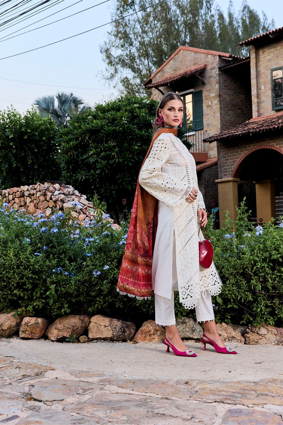 https://cdn.shopify.com/s/files/1/0523/4327/5696/files/MysiebyTahira4373.jpg?v=1777371673