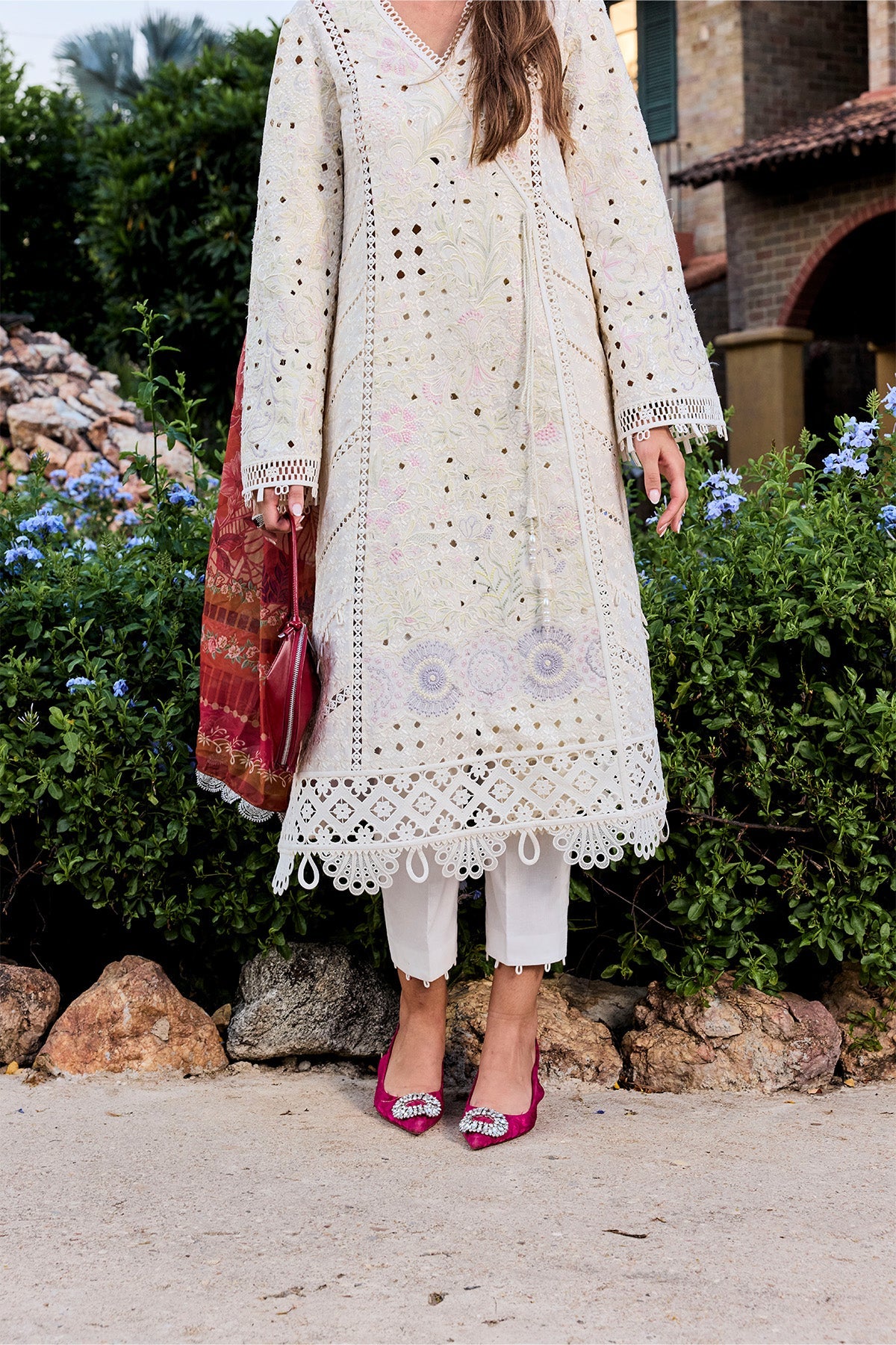 https://cdn.shopify.com/s/files/1/0523/4327/5696/files/MysiebyTahira4390.jpg?v=1777371673