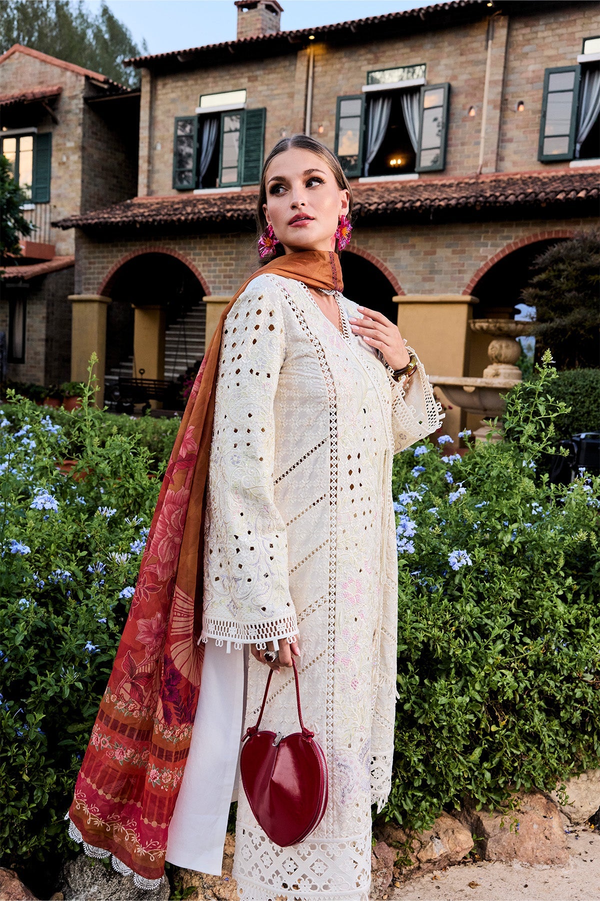 https://cdn.shopify.com/s/files/1/0523/4327/5696/files/MysiebyTahira4400.jpg?v=1777371673