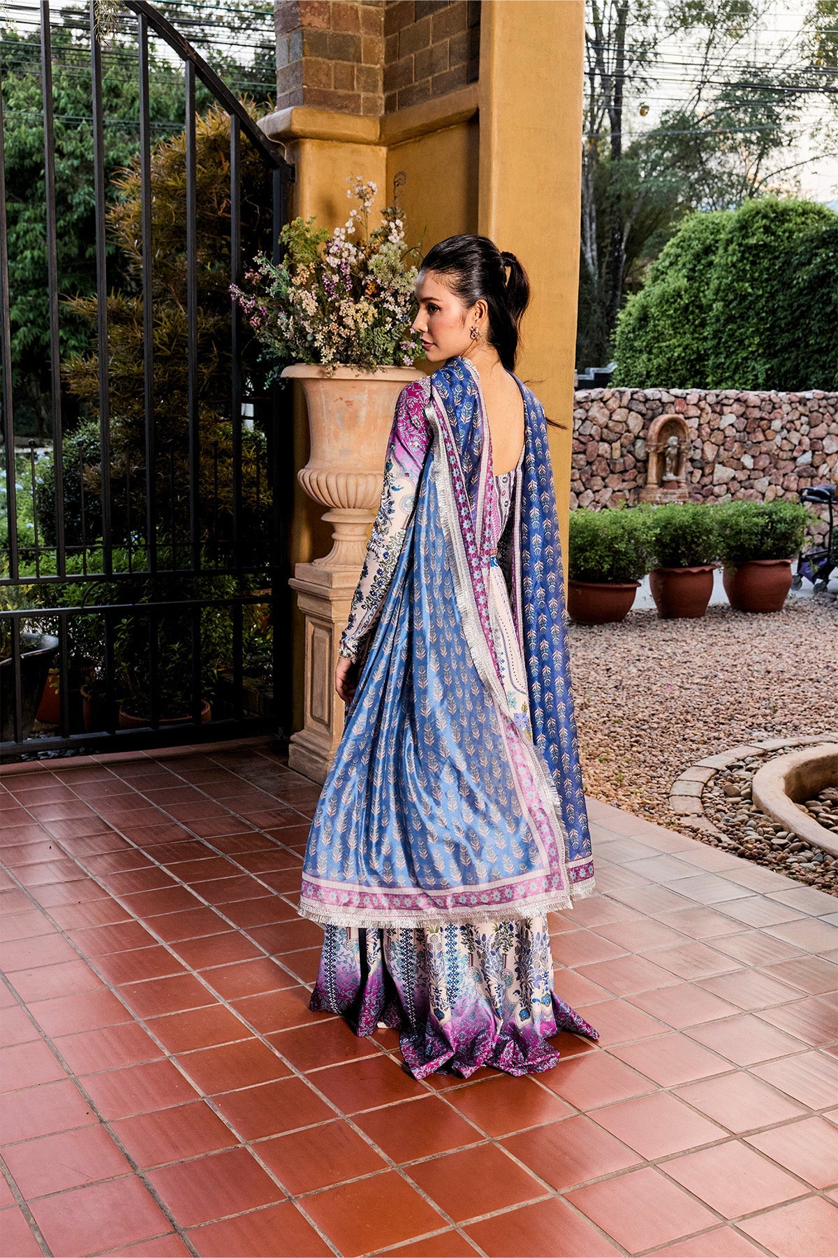 https://cdn.shopify.com/s/files/1/0523/4327/5696/files/MysiebyTahira4431.jpg?v=1778067972