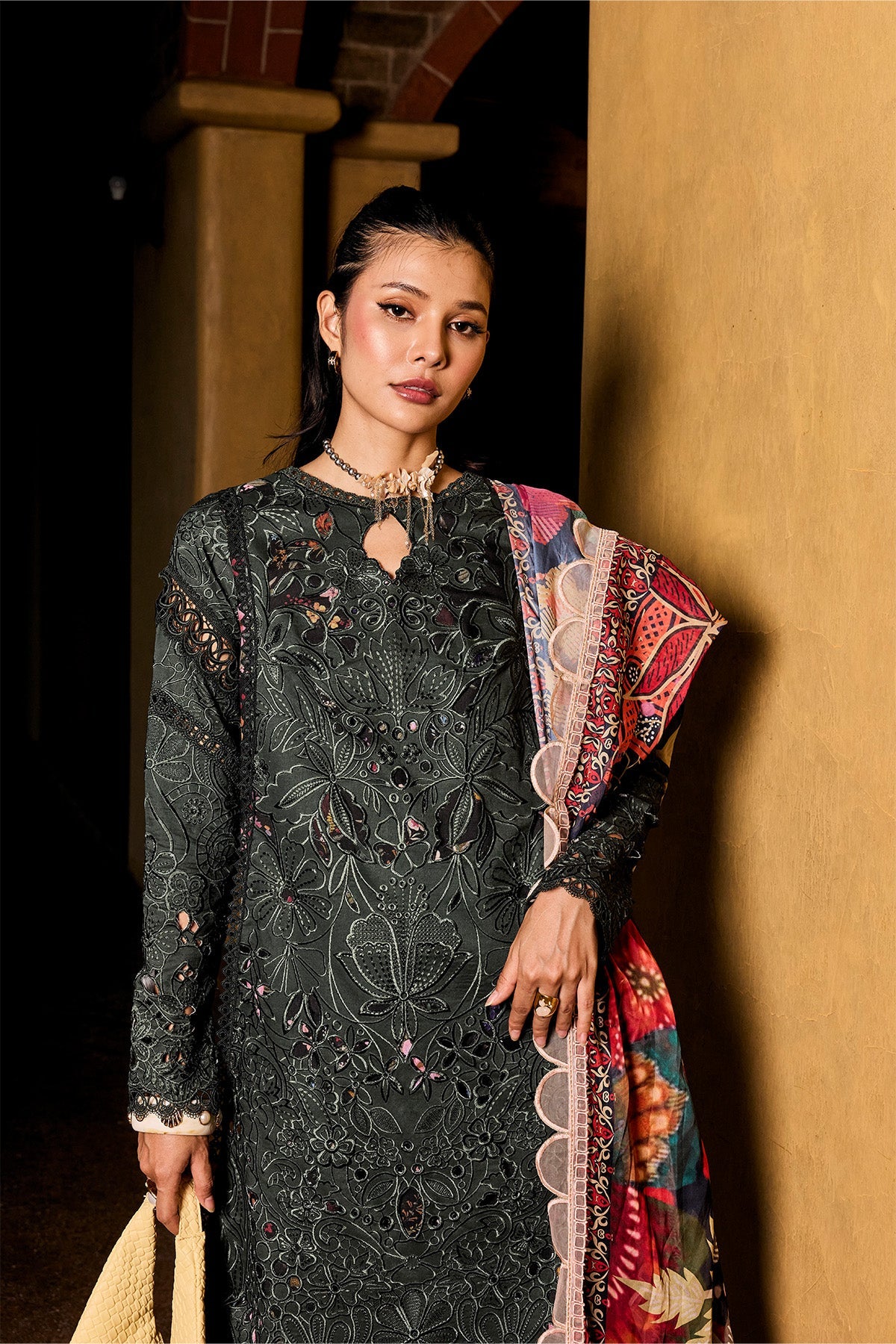 https://cdn.shopify.com/s/files/1/0523/4327/5696/files/MysiebyTahira4502.jpg?v=1777370551