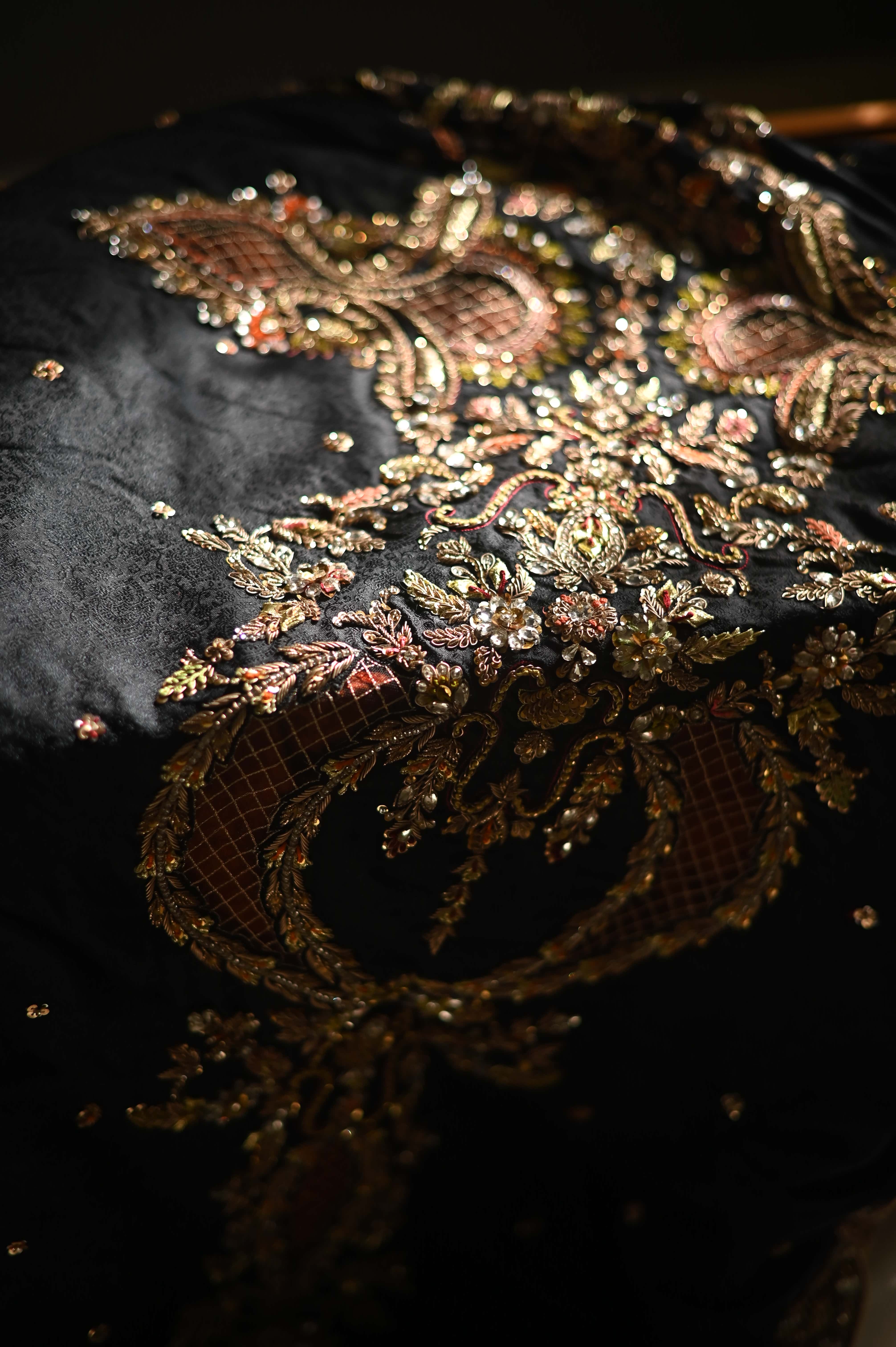 Black Embroidered Chaadar