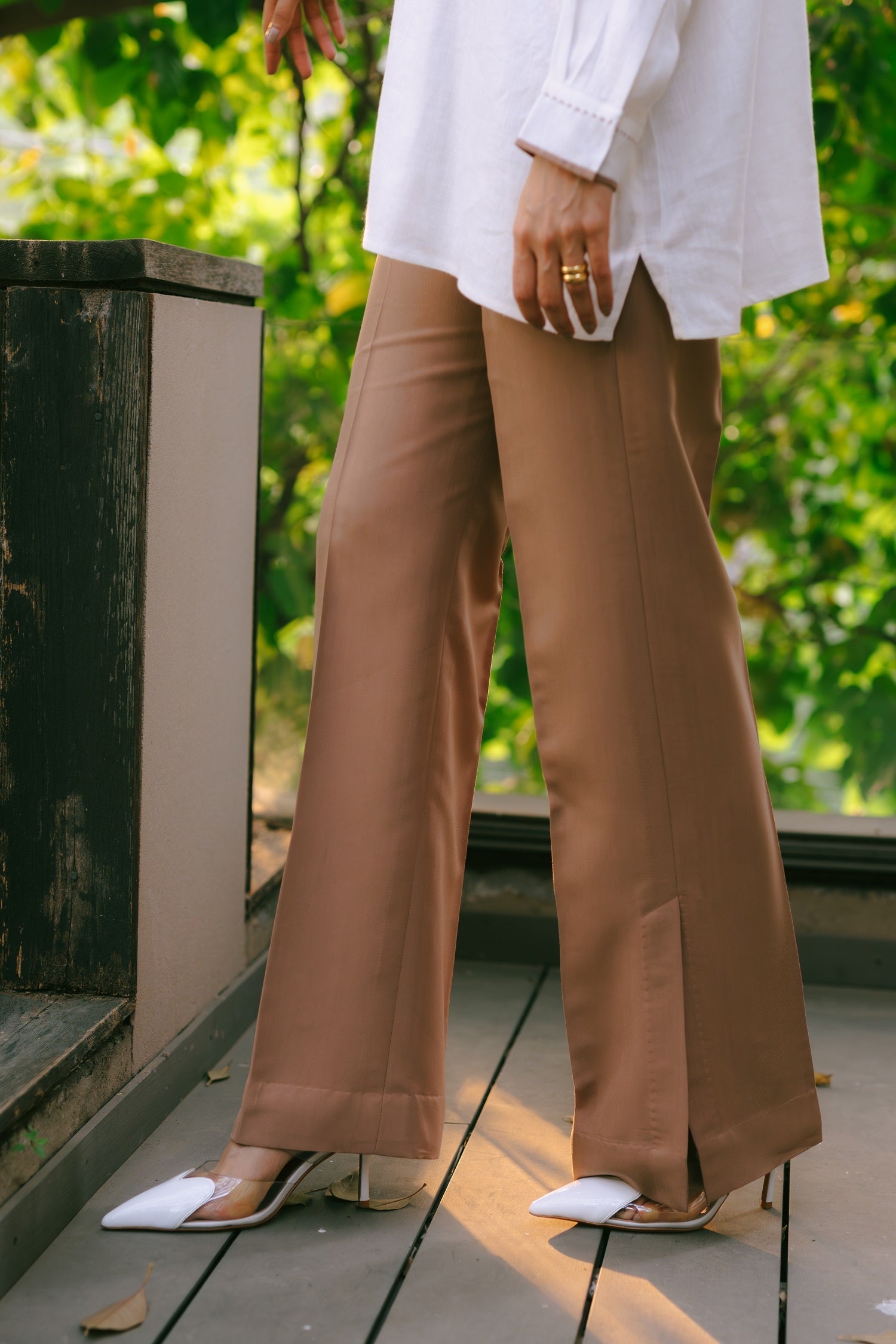 Vanilla Bean Top With Tobacco Pants
