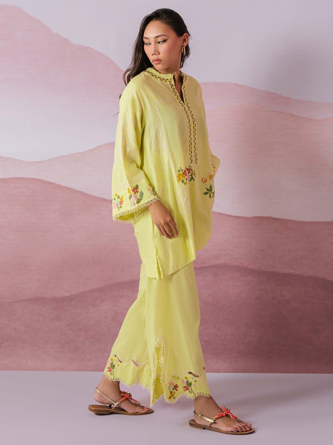 SKINNY MALTA, IZAAR &amp; DUPATTA