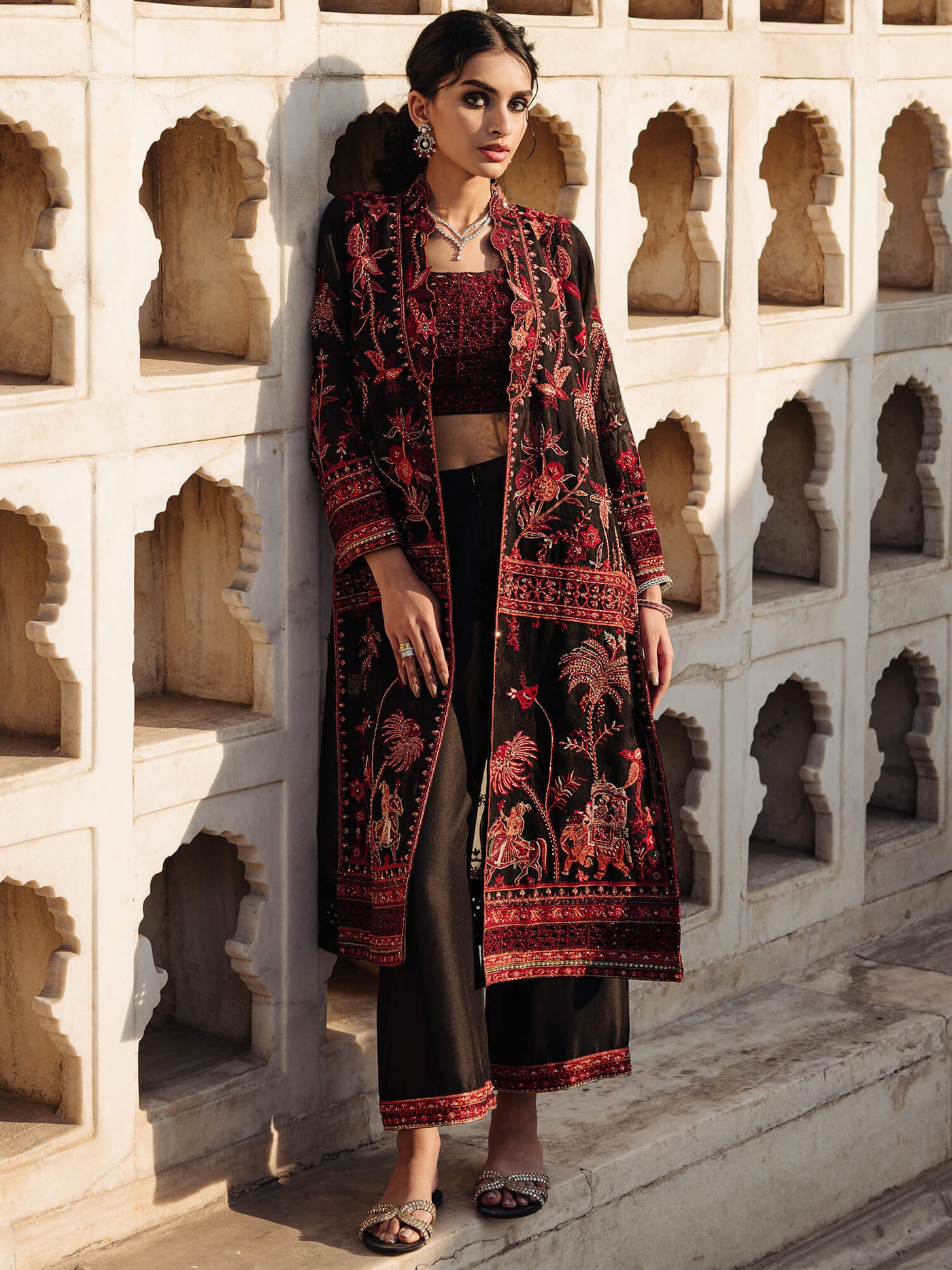 Sanam, Blouse & Izaar