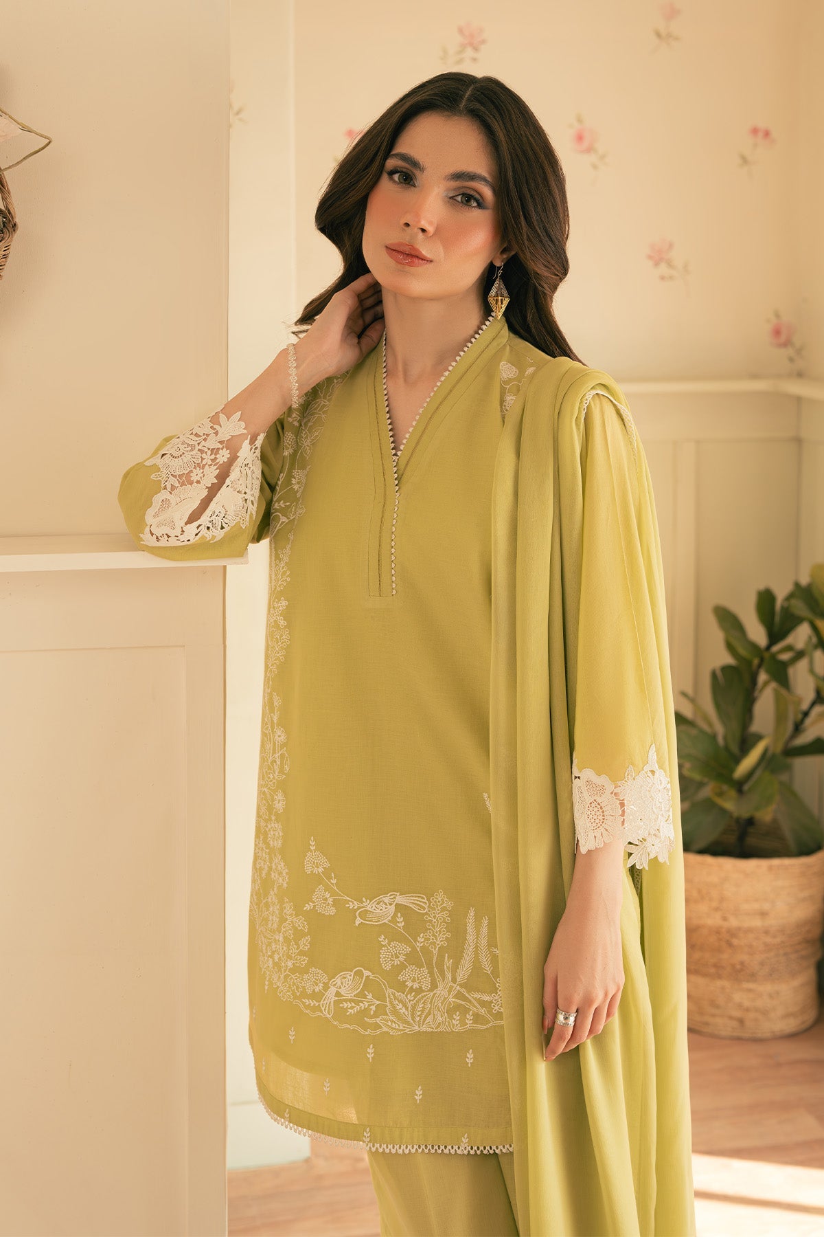 https://cdn.shopify.com/s/files/1/0704/5916/2937/files/NAT04251-Enhanced-NR.jpg?v=1752139852