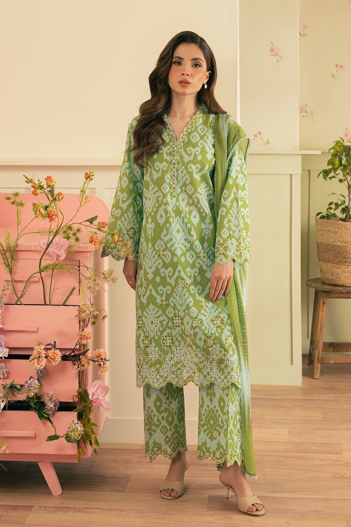 https://cdn.shopify.com/s/files/1/0704/5916/2937/files/NAT04772-Enhanced-NR.jpg?v=1752139831
