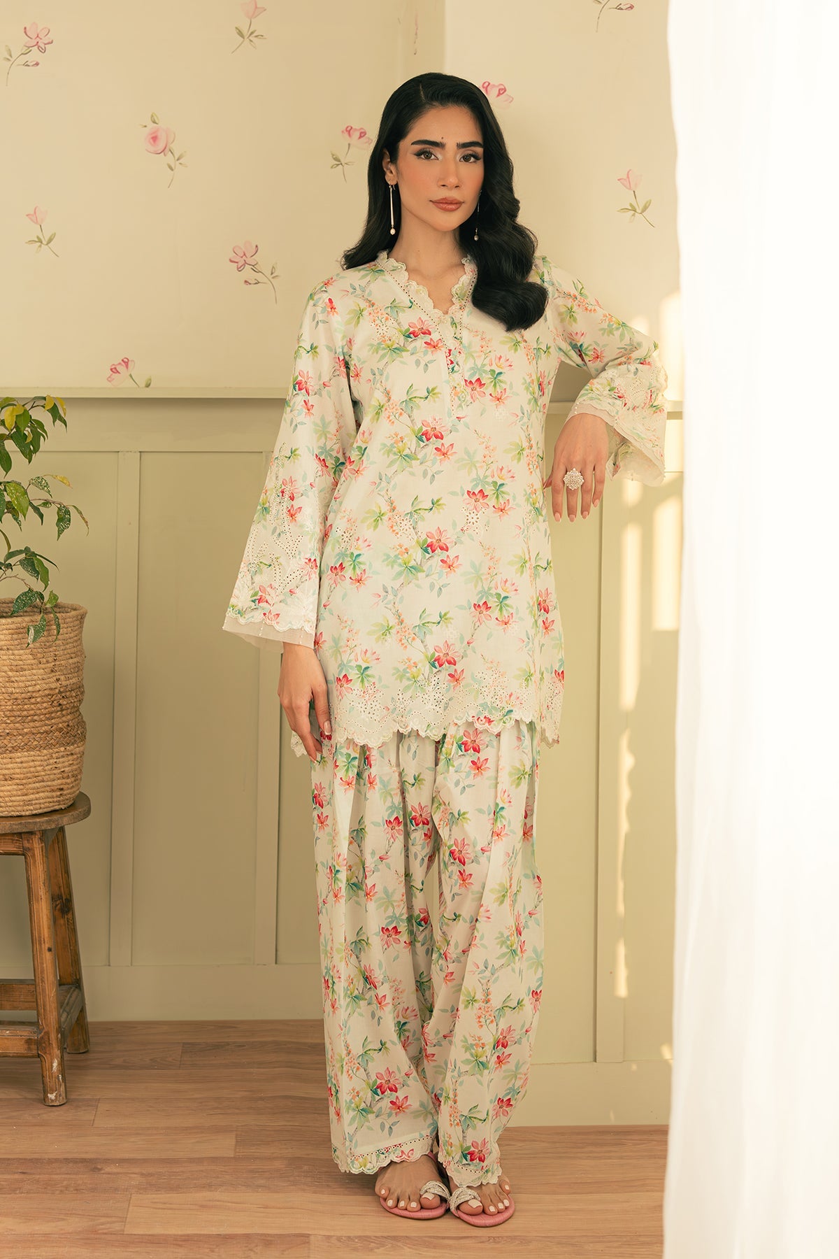 https://cdn.shopify.com/s/files/1/0704/5916/2937/files/NAT05106-Enhanced-NR.jpg?v=1752139836