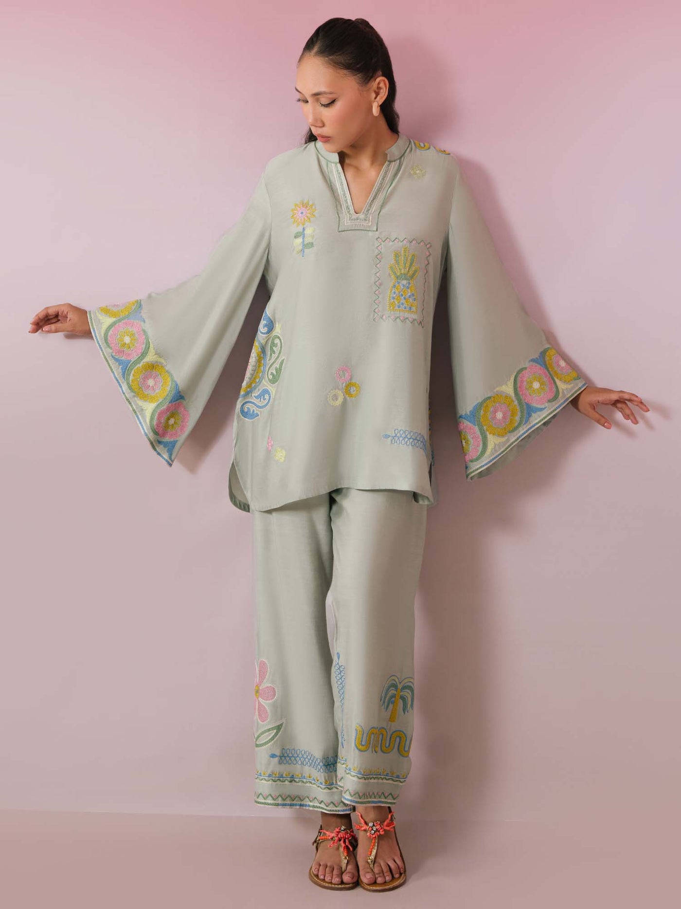 Raya Izaar