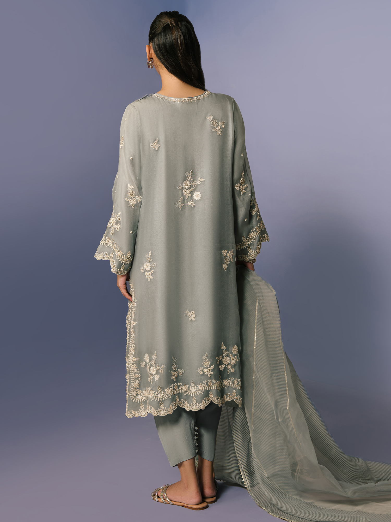 ALISHA, SKINNY SHALWAR & DUPATTAalisha-skinny-shalwar-dupatta-3