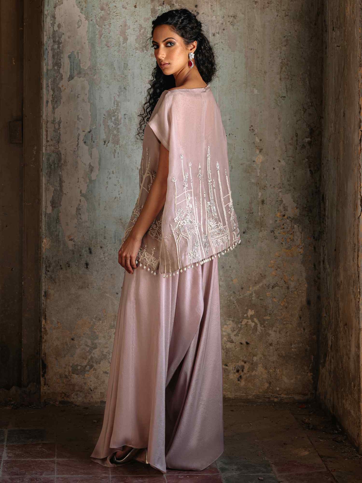 OFF SHOULDER &amp; PANTS