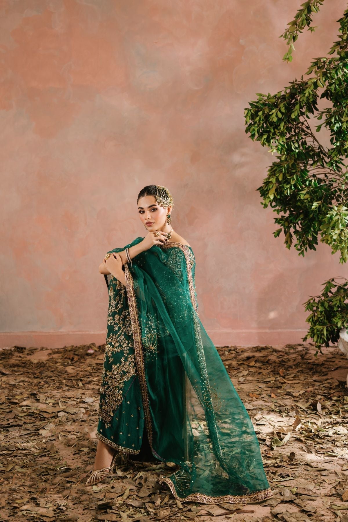 Sehrish Nadeem – Mehrma Style