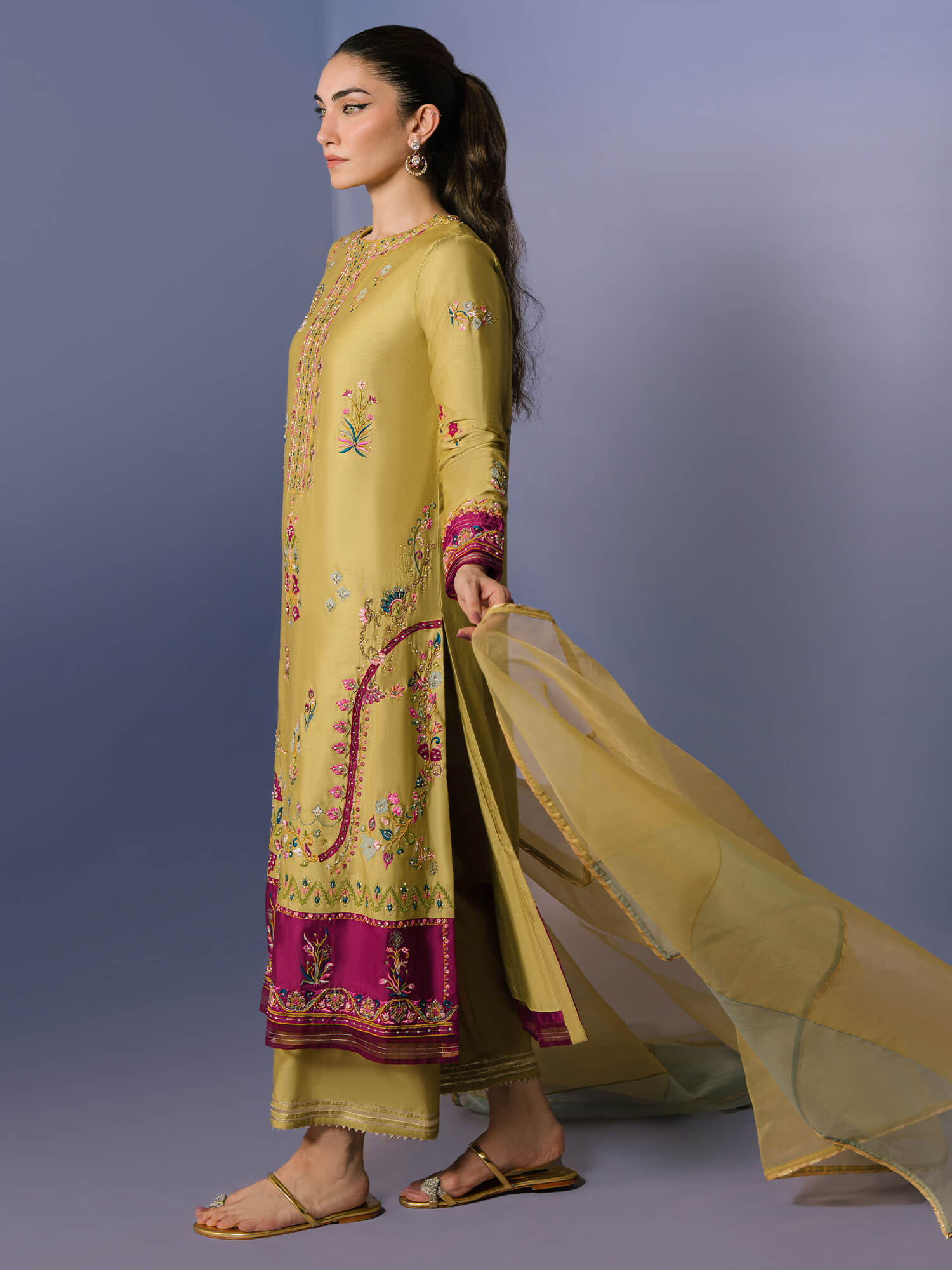 HAJRA, IZAAR & DUPATTAhajra-izaar-dupatta-2