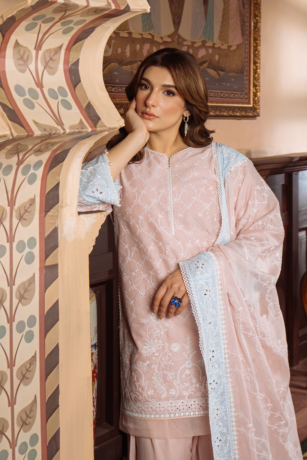 https://cdn.shopify.com/s/files/1/0704/5916/2937/files/NAT09578-Enhanced-NR_40143110-c607-4367-9d9b-e69cd8dcd72e.jpg?v=1752139787