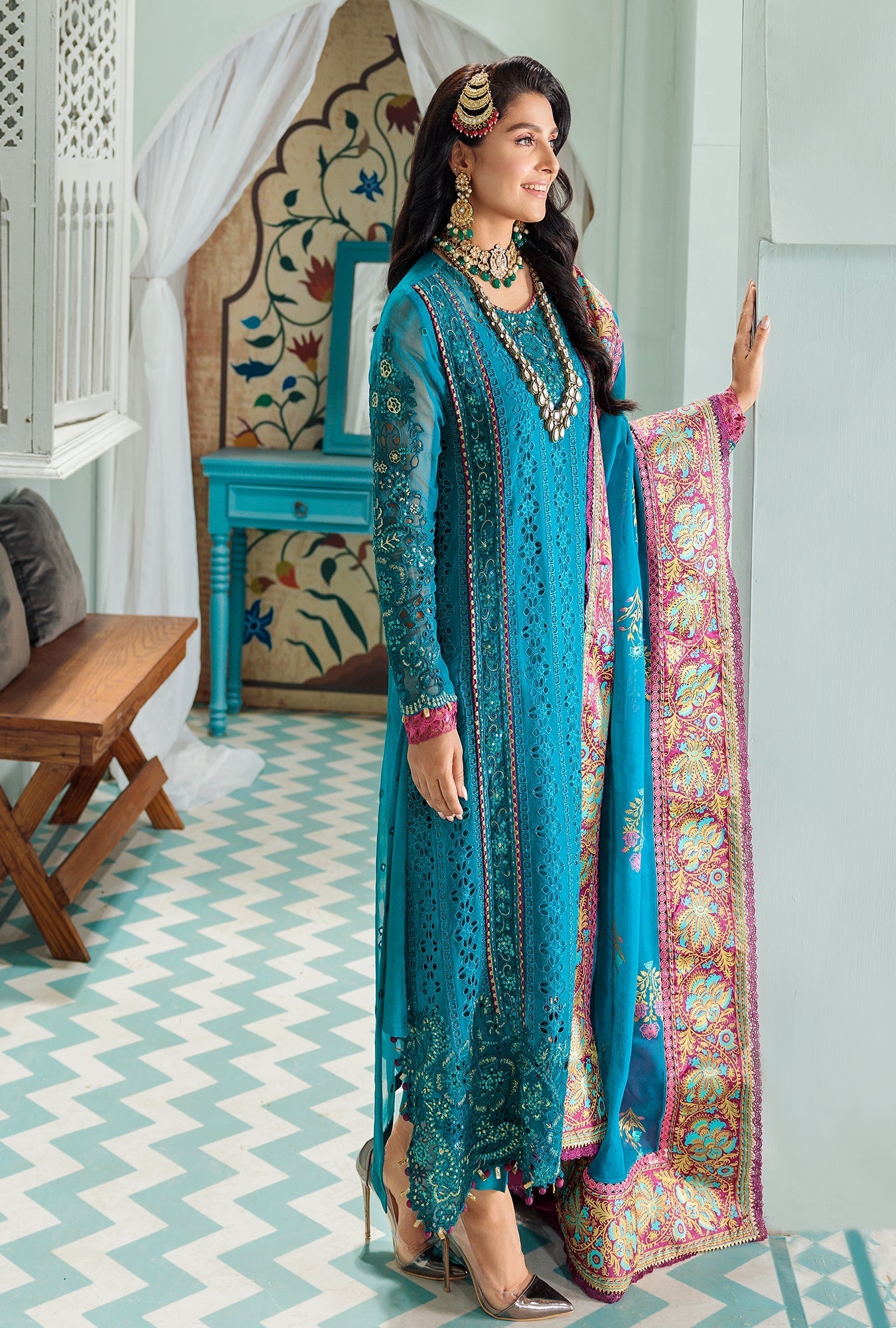 Noor-Chifnlsrkri22-D5-Aegean-S-Var1