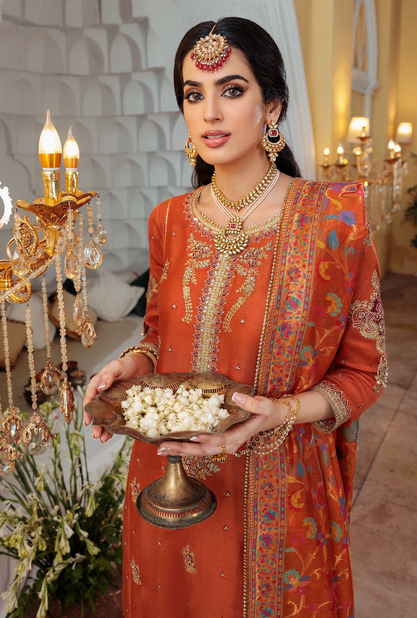NOOR-KAANI22-D4-TANGERINE