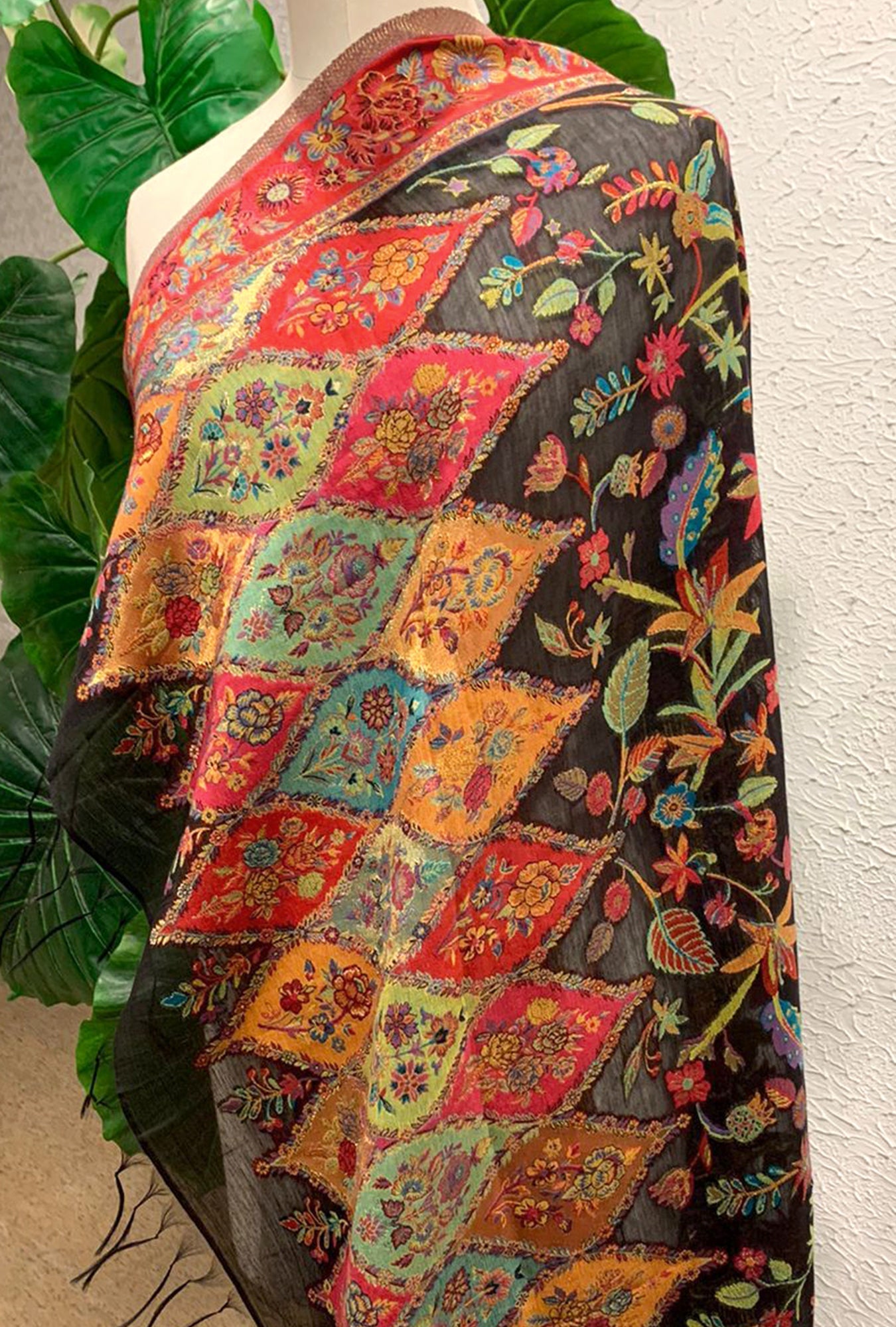 NOOR-KAANISHAWL22-VOL2-1PC-D4