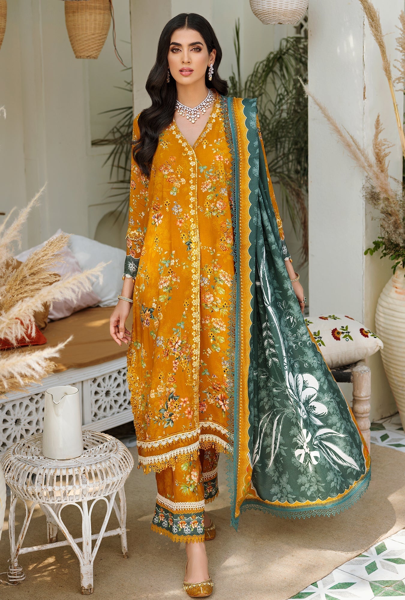 Noor-Embprntshwl22-D1-B-Rust-Wood-S