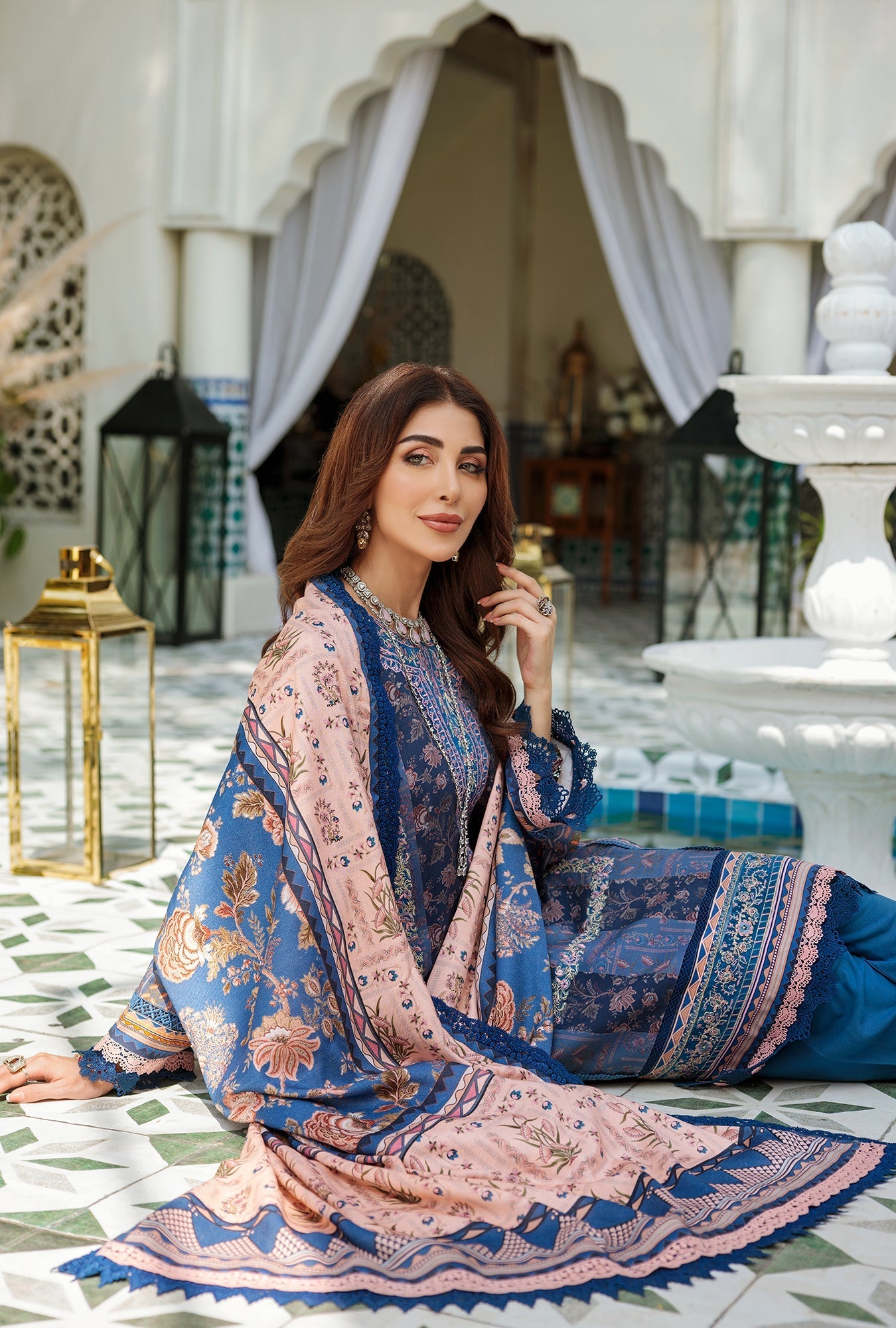 NOOR-EMBPRNTSHWL22-D2-B-EVELYN